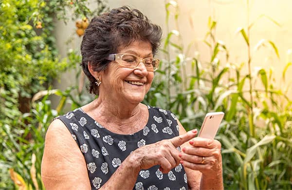 cornfield-1 Woman texting on phone